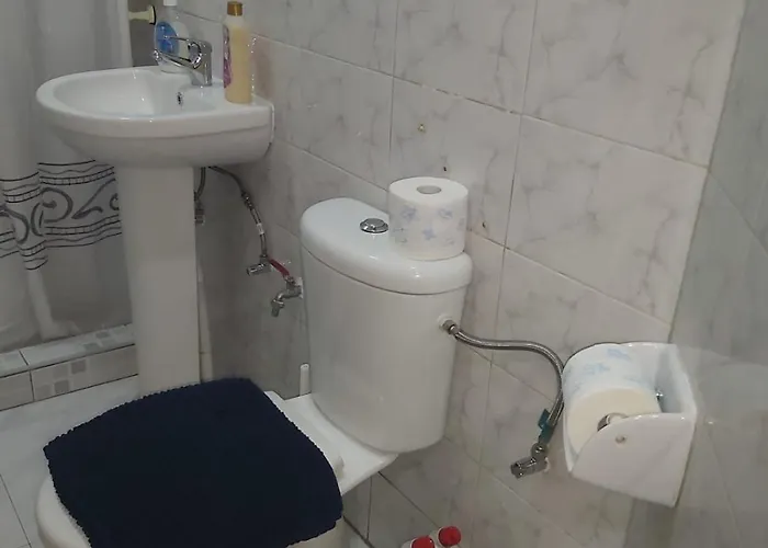 דירה Three בירגו